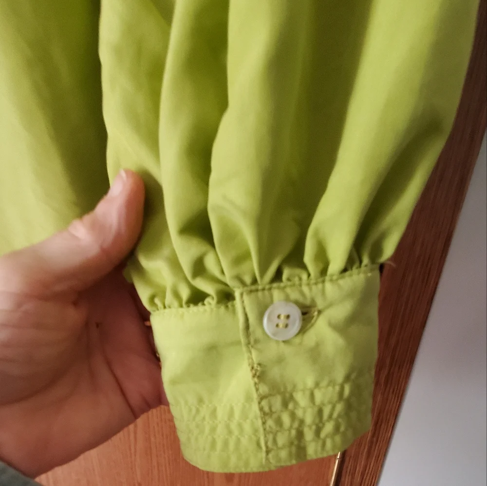 Top - Picture 4 of 4